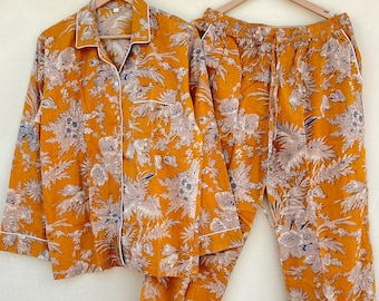 Handmade Indian Cotton Pajama Set: Floral Print Nightwear