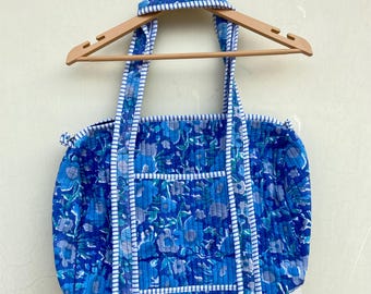 Cotton Quilted Tote Bag: Floral Patchwork Travel Bag