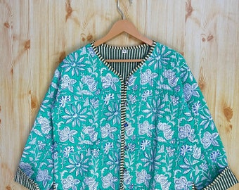 Veste matelassée vintage faite à la main indienne, manteaux, nouveau style, Boho, veste verte en coton, passepoil à rayures bleues à feuilles courtes