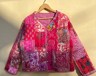 Veste patchwork rose faite à la main, veste patchwork en coton cousue à la main, manteau en coton Sari Kantha, veste courte, manteau de travail Patch, veste de travail Patch