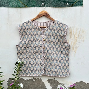 Cotton Patchwork Quilted Kantha Jacket: Sleeveless Bohemian Vest