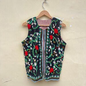Phulkari-gilet voor dames, geborduurd Phulkari-jack, omkeerbaar kort jack, mouwloos damesvest, damesjas, zomerjas, geschenken