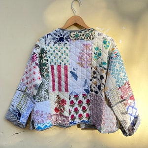 Handmade Patchwork Jacket, Hand Stitched Cotton Patchwork Jacket, Cotton Sari Kantha Coat, Short Jacket, Patch work coat, Patch Work jacket zdjęcie 6