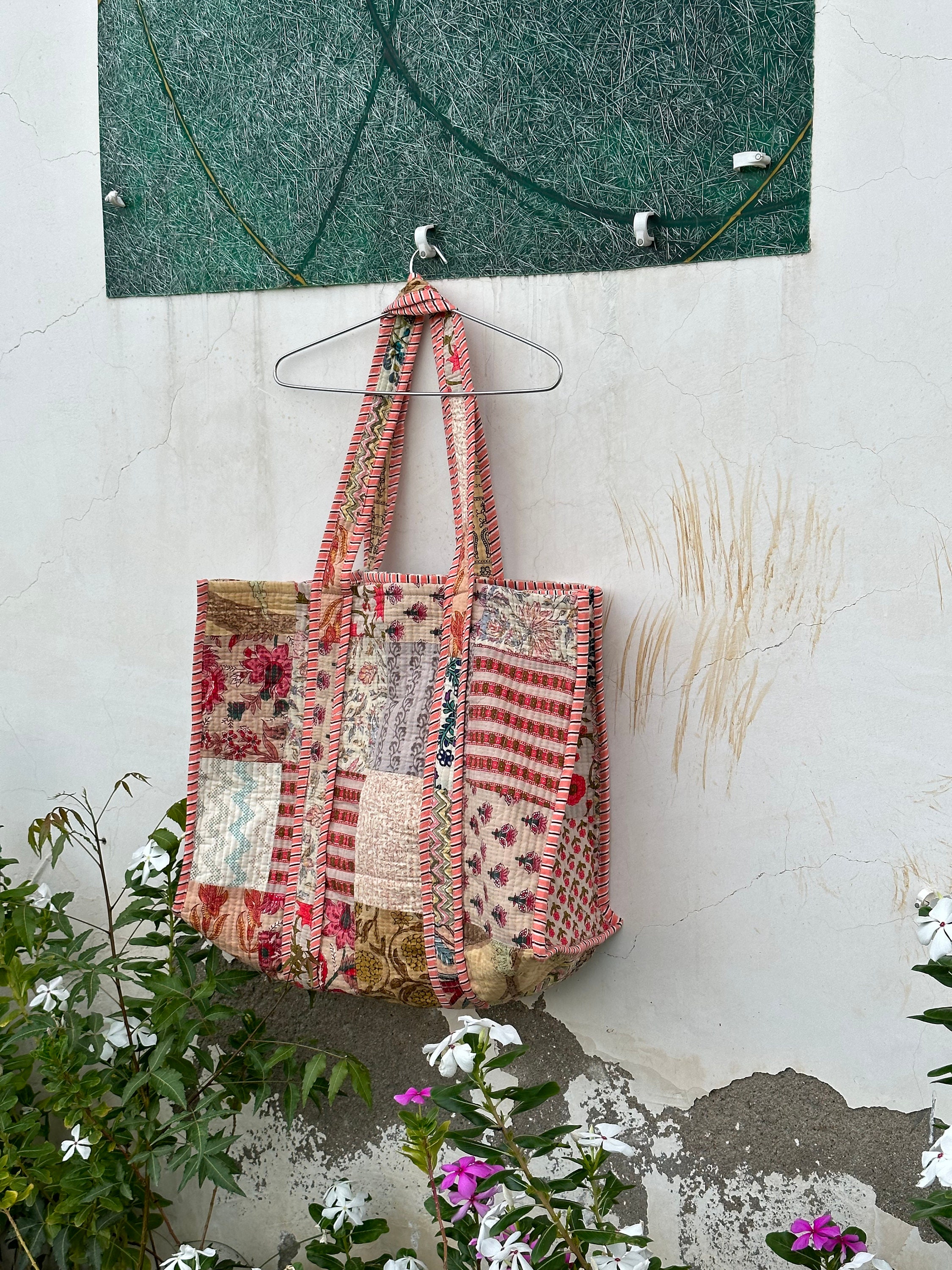 キルティングパッチワークトートバッグ：ハンドメイドコットン