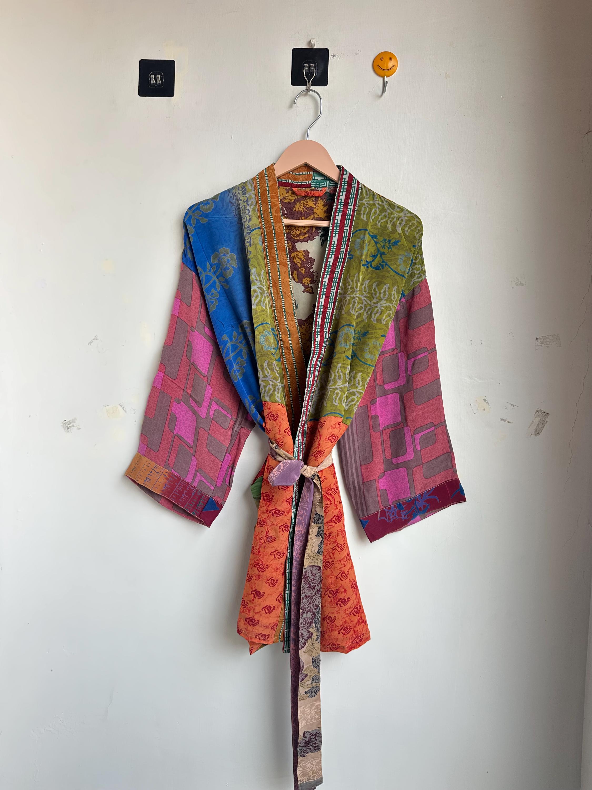 100%Crepe Silk Kimono Robe Luxury Short Robe For Women's Beachwear Silk Robes