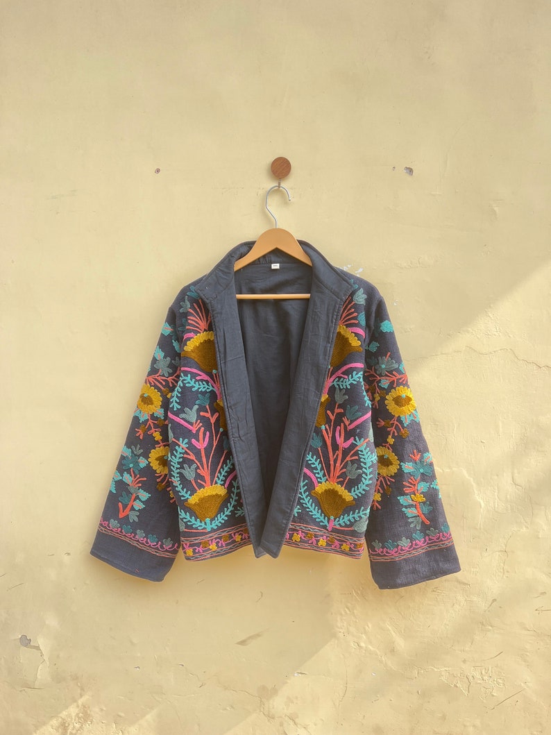 Nueva tendencia azul marino hecho a mano suzani bordado tnt chaqueta / ropa de mujer / regalo para ella imagen 3