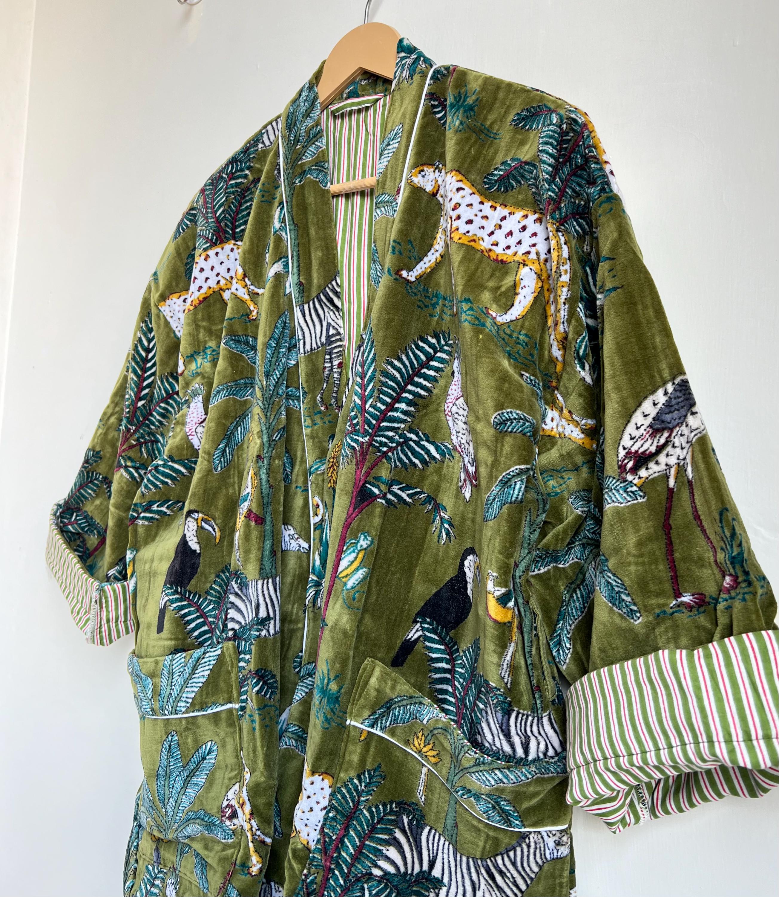 Green Jungle Safari Women Velvet Kimono Robes Jacket Morning Tea Velvet ...