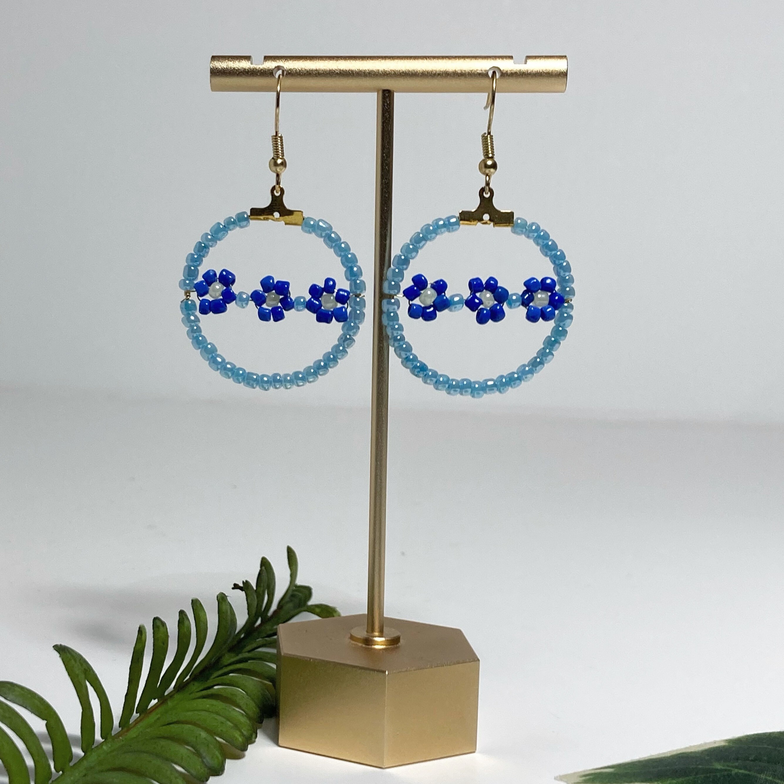 Beaded flower earrings more colors Etsy