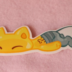 Inanimate Insanity Fan Made Smooshed Lightbulb Kitty Sticker