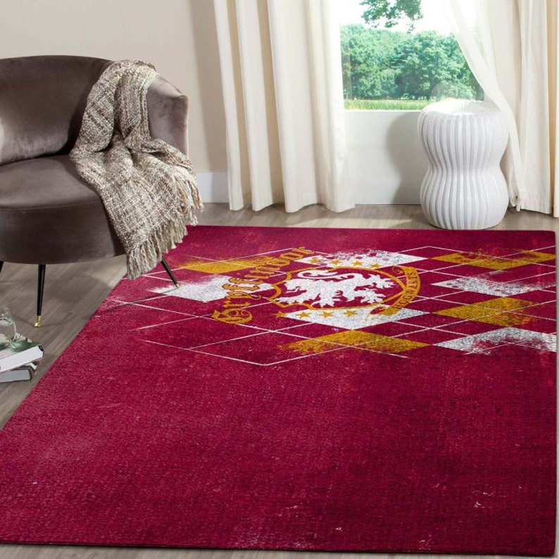 Gryffindor Logo Red Back Ground Area Rug/_Area Rug/_Living Room Carpet/_Floor Decor/_Beautiful Gift For Harry Potter/'s Fan/_Harry Potter Carpet