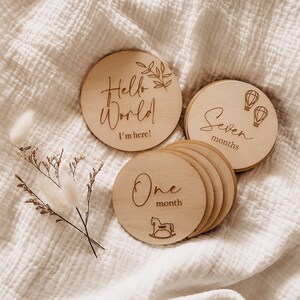 Milestone Plaques Discs Cards Baby Announcement Scrip font Baby Boy Girl New baby Photo Prop image 1