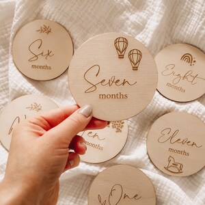 Milestone Plaques Discs Cards Baby Announcement Scrip font Baby Boy Girl New baby Photo Prop image 5