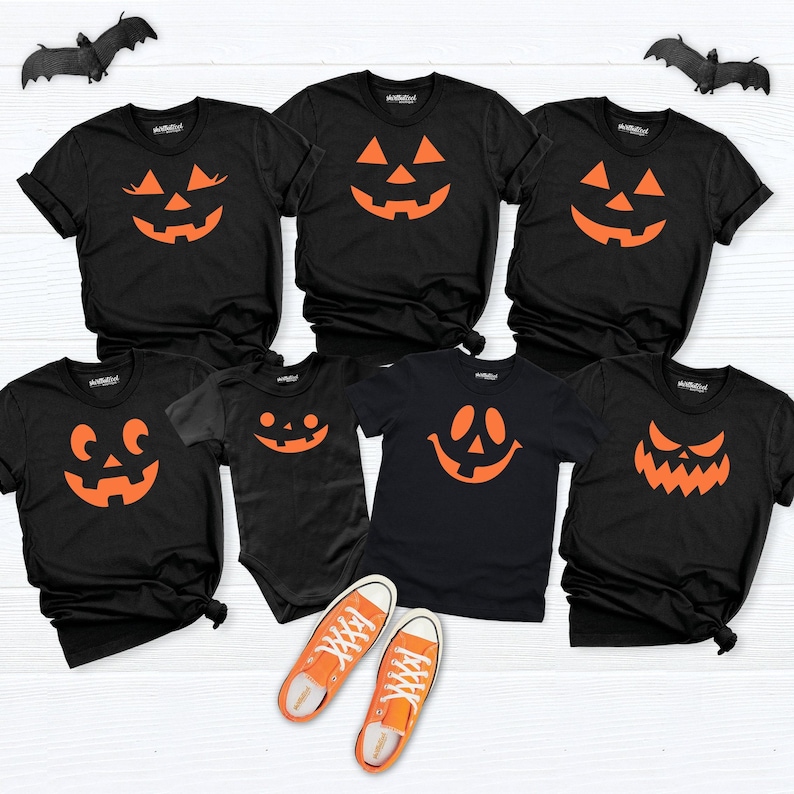 Camiseta con cara de calabaza para fiestas de Halloween en grupo, camiseta de temporada espeluznante, camiseta familiar de Halloween, camiseta para el grupo de primos de Halloween, camiseta con cara de calabaza aterradora imagen 1