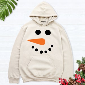 Snowman Maternity sweatshirt, Pregnancy Announcement Winter Hoodie, Snowman face shirt, New mom Sweater, Snowman Pregnancy Reveal longsleeve zdjęcie 2
