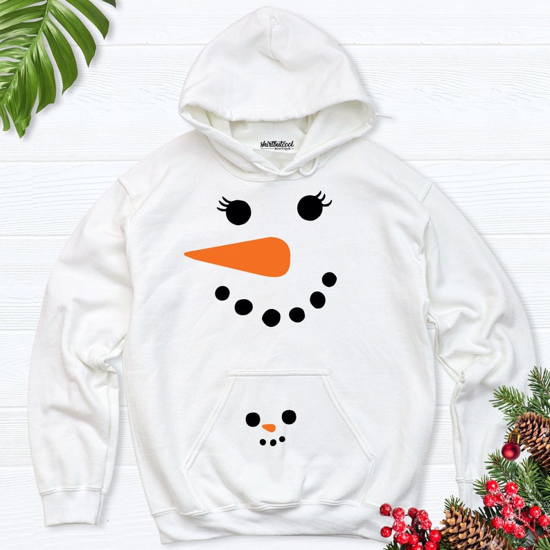 Snowman Maternity sweatshirt, Pregnancy Announcement Winter Hoodie, Snowman face shirt, New mom Sweater, Snowman Pregnancy Reveal longsleeve zdjęcie 1