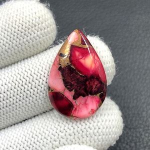 Cabochon di dalia rosa rossa...Cabochon di pera...28x18x4 mm...17 ct...A#O1299