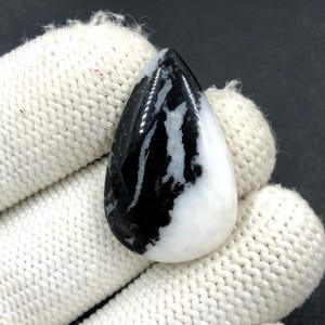 Cabochon zèbre jaspe... Cabochon poire... 30 x 19 x 6 mm... 26 carats... A#N6264