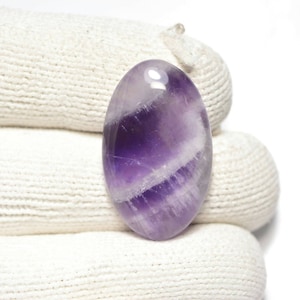 Amethist Kant Cabochon... Ovale Cabochon... 27x17x5mm... 18Cts... #i3532
