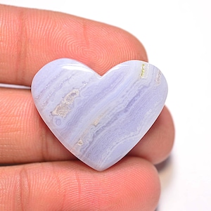 Cabochon d'agate en dentelle bleue... Cabochon coeur... 22 x 27 x 6 mm... 25 carats... A#N5057