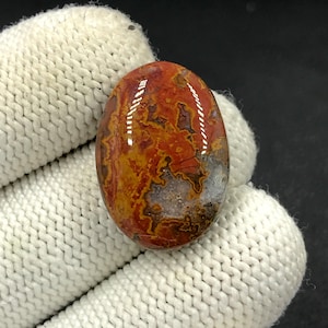 Naad agaat cabochon... Ovale cabochon... 25 x 18 x 6 mm... 24 kt... A#N9151