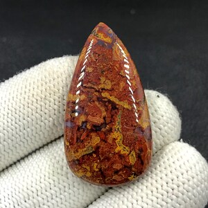 Cabochon van agaat naad... Cabochon peer...41 x 22 x 7 mm... 47 kts... A#N9154