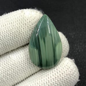 Saturn Chalcedon Cabochon...Perlen Cabochon...29x18x6 mm...21 Cts...A#N8785
