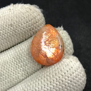 Cabochon di pietra del sole di Confetti... Cabochon a pera... 19x15x4 mm... 8 ct... A#N9283