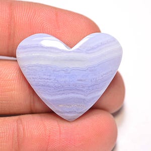 Cabochon d'agate en dentelle bleue... Cabochon coeur... 25 x 29 x 6 mm... 32 carats... A#N5056