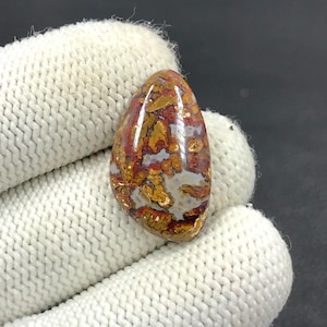 Cabochon van agaat naad... Vrije vorm cabochon...25 x 15 x 5 mm...13 kt...A#N9180