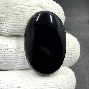 Black Onyx Cabochon....Oval Cabochon...28x18x7mm...28Cts...#i5611