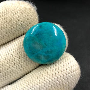 Cabochon azurite glacé... Cabochon rond... 20 x 5 mm... 17 carats... A#N7672