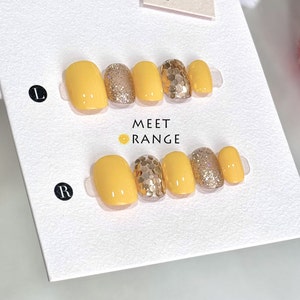 23 - Yellow Glitter Nails | Party Press On Nails Short | Handmade Honeycomb Nails | Honeybee Nails | Birthday nails | Gifts For Mom