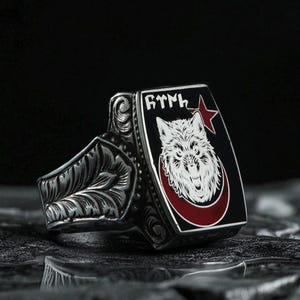 925 Sterling Gray Wolf Bozkurt Signet Ring with Star and Crescent - Men&#39;s Ottoman Warrior Jewelry - Turkish Bozkurt Signet Ring with Enamel