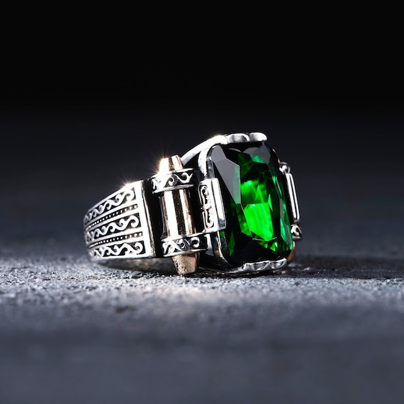 Anillo de hombre de piedra de circon verde esmeralda Anillo de plata de piedra cuadrada Anillo