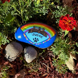 Personalized Pet Memorial Rock / Memorial / Rainbow Bridge / Pet Loss / Pet Remembrance / Grave Marker / Pet Grave / Unique / Gift /