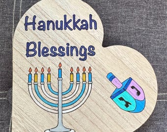 Wooden Heart-Shaped Hanukkah Plaque – Colorful Menorah & Dreidel Design