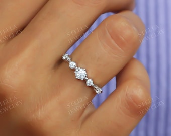Round Moissanite Ring Solitaire Engagement Ring Dainty Wedding Ring Half Eternity Band Graduating Diamond Ring Minimalist Proposal Ring