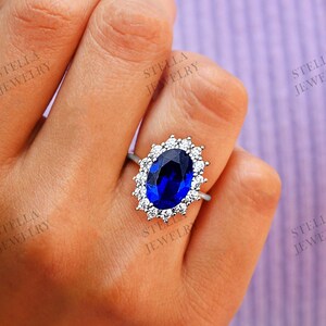 Princess Diana Ring Blue Sapphire Engagement Ring Halo Wedding Ring Oval Moissanite Ring Blue Gem Stone Ring 14K Solid Gold Proposal Ring
