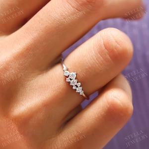 Floating Cluster Diamond Wedding Band / Unique Stacking Ring / Minimalist Diamond Ring Gold / Dainty Ring / Cz Gold Ring / Wedding Ring