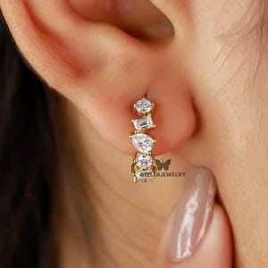 Pendientes Huggie con racimo de diamantes Pendientes de aro con diamantes Pendientes de aro Huggie con formas mixtas Pendientes de aro con moissanita Pendientes Huggie individuales o en par