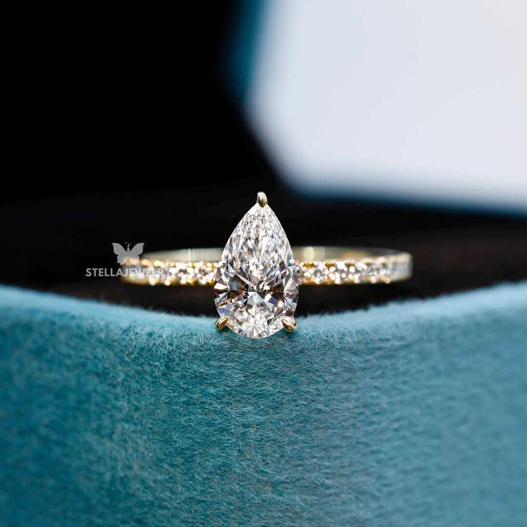 1CT IGI Certified Pear Shape Lab Grown Diamond Engagement Ring Side ...