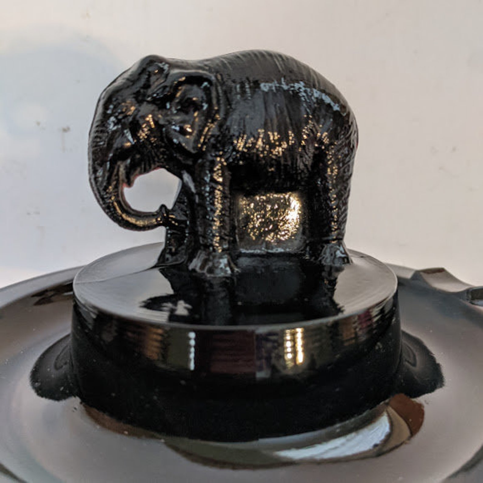 Black Amethyst Elephant Ashtray by L E Smith Vintage Unusual Etsy
