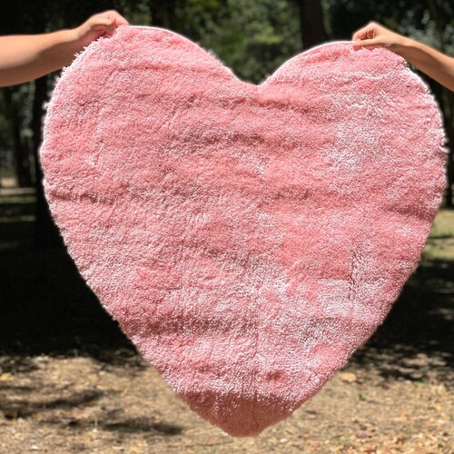 FLUFFY HEART RUG / Pink Ultra Soft and Fluffy Heart Shaped Etsy