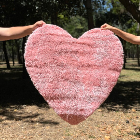 FLUFFY HEART RUG / Pink Ultra Soft and Fluffy Heart Shaped Etsy