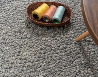 The Indoor Store - Hand Knitted Chunky Wool Area Rug, Textured Grey, Thick & Thin Loops