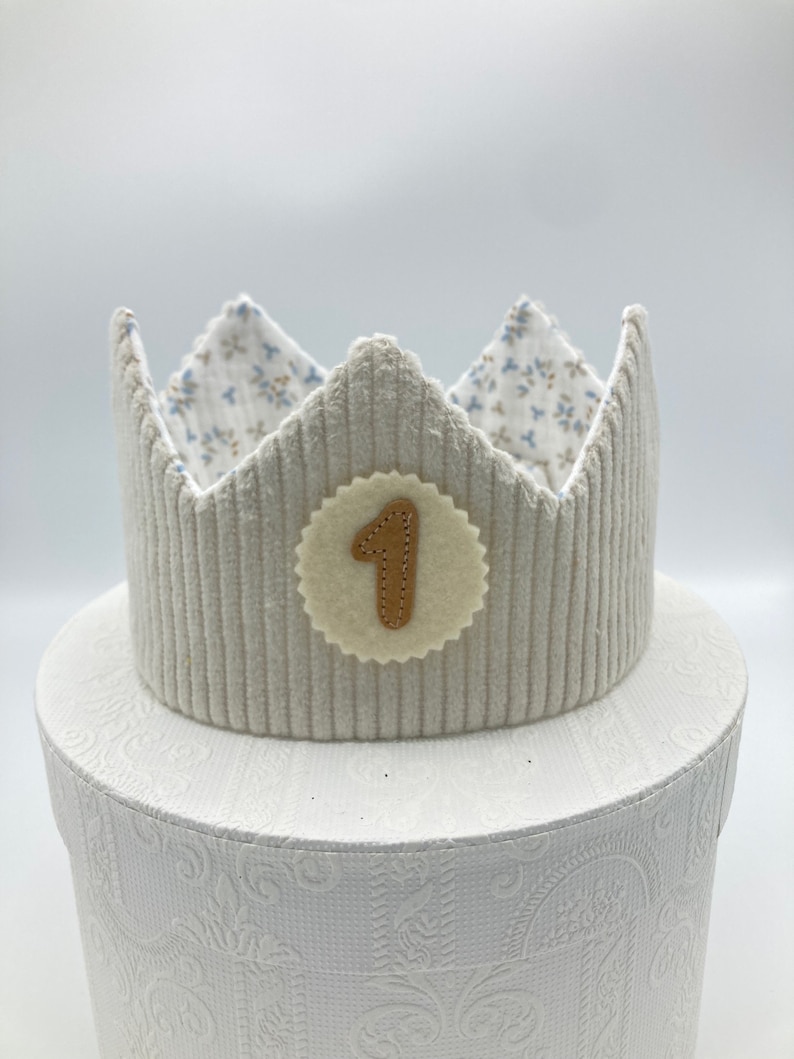 Birthday crown neutral: corduroy fabric natural colors Offwhite Blümchen