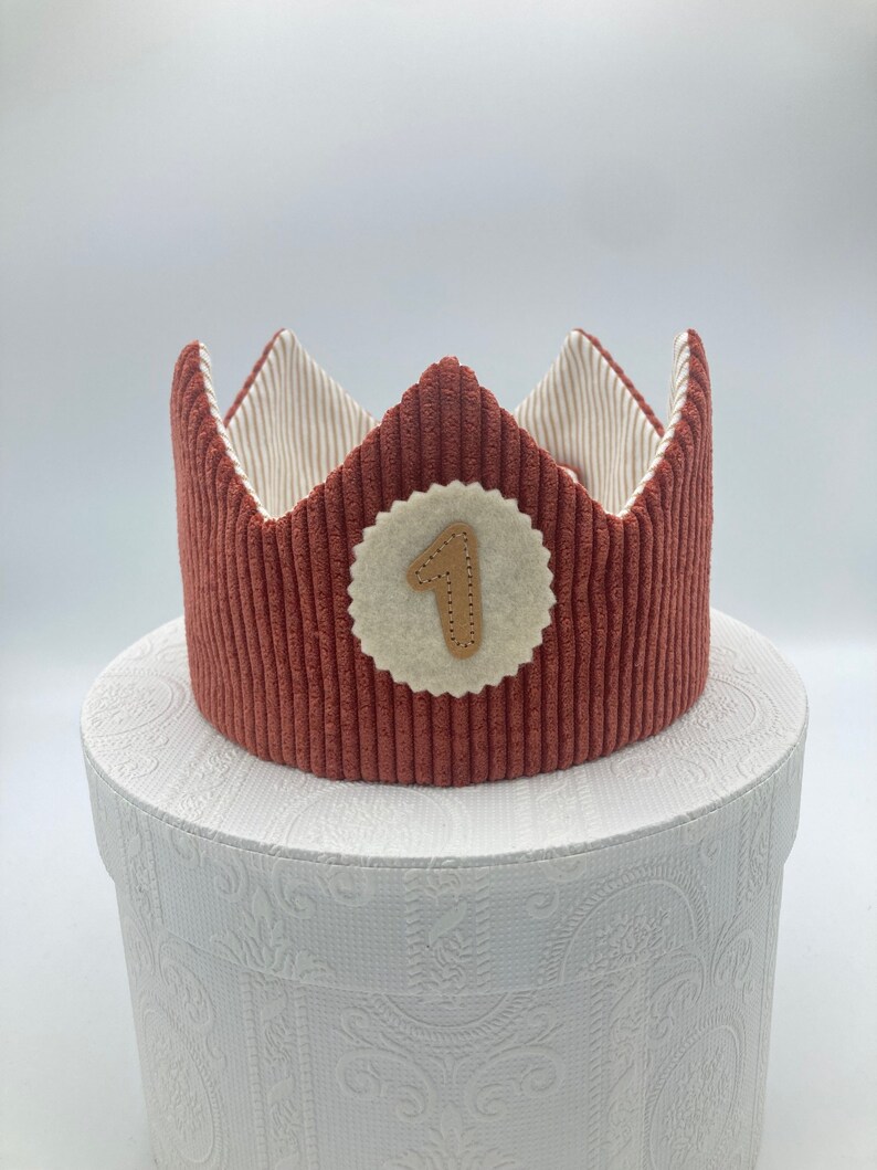 Birthday crown neutral: corduroy fabric natural colors Rost Ministreifen