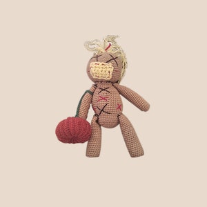 Muñeca vudú con ganchillo vudú de calabaza