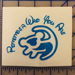 Lion King Sticker Sticker *Meerdere maten en kleuren beschikbaar* Remember Who You Are Simba Rafiki Window Bumper Laptop Cup