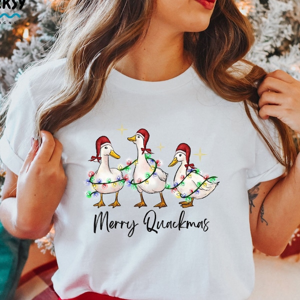 Ducks Christmas Shirt, Farm Animals Tshirt, Farmer Xmas T-shirt, Farmcore Tee, Barnyard Holiday, Duck Mom Sweatshirt, Merry Quackmas Hoodie